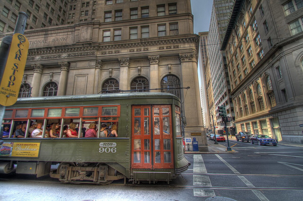 St. Charlie's Street car - New Orleans, New Orleans, United States, 2011
