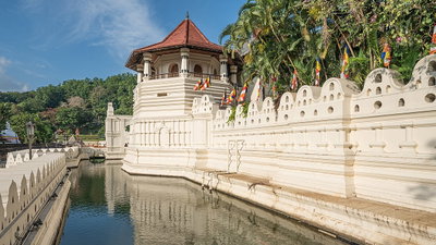 SL Kandy Sacred Tooth Temple, Kandy, 2020
