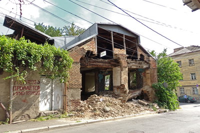 Damaged house in Tbilisi, Tbilisi, 2018