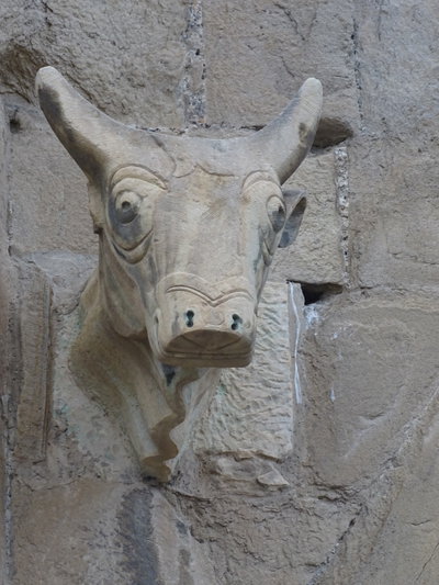 Swetizchoweli-Kathedrale Portal Stierkopf 4, Mtskheta, 2018