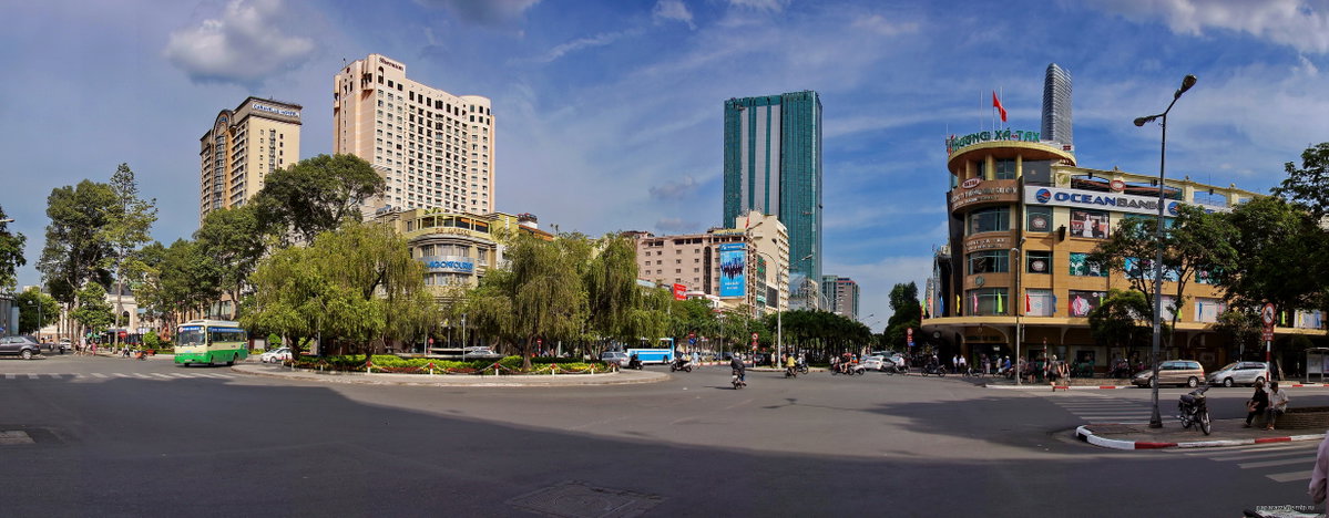 Nguyen Hue - Le Loi intersection, Ho Chi Minh City, Vietnam, 2012