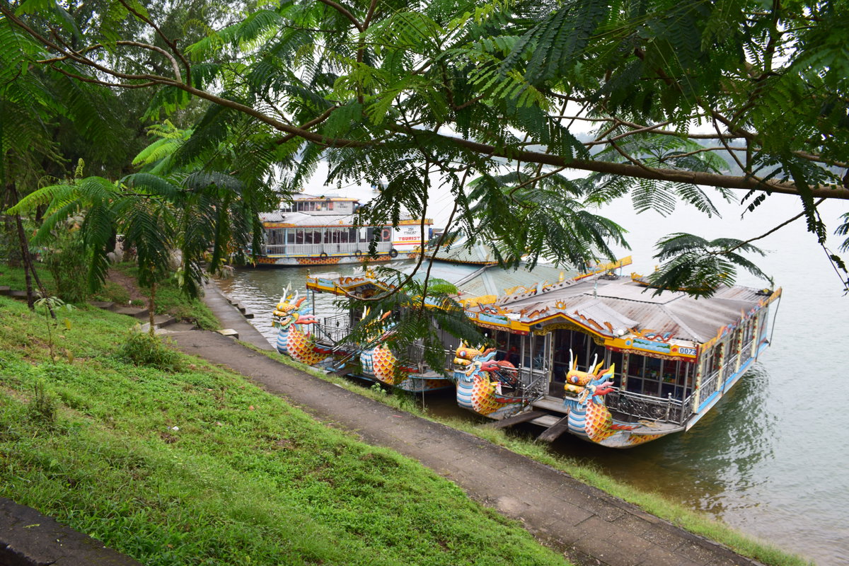 Dragon boat, Hue, Vietnam, 2018