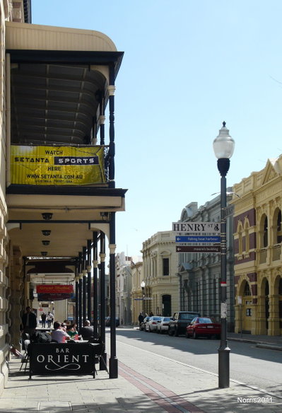 Corner of High St and Henry St. A quiet Sunday afternoon in old Fremantle, Fremantle, 2008