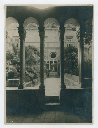 EU: Dubrovnik - Cloister of a Dominican Monastery (1925), Dubrovnik, 1925