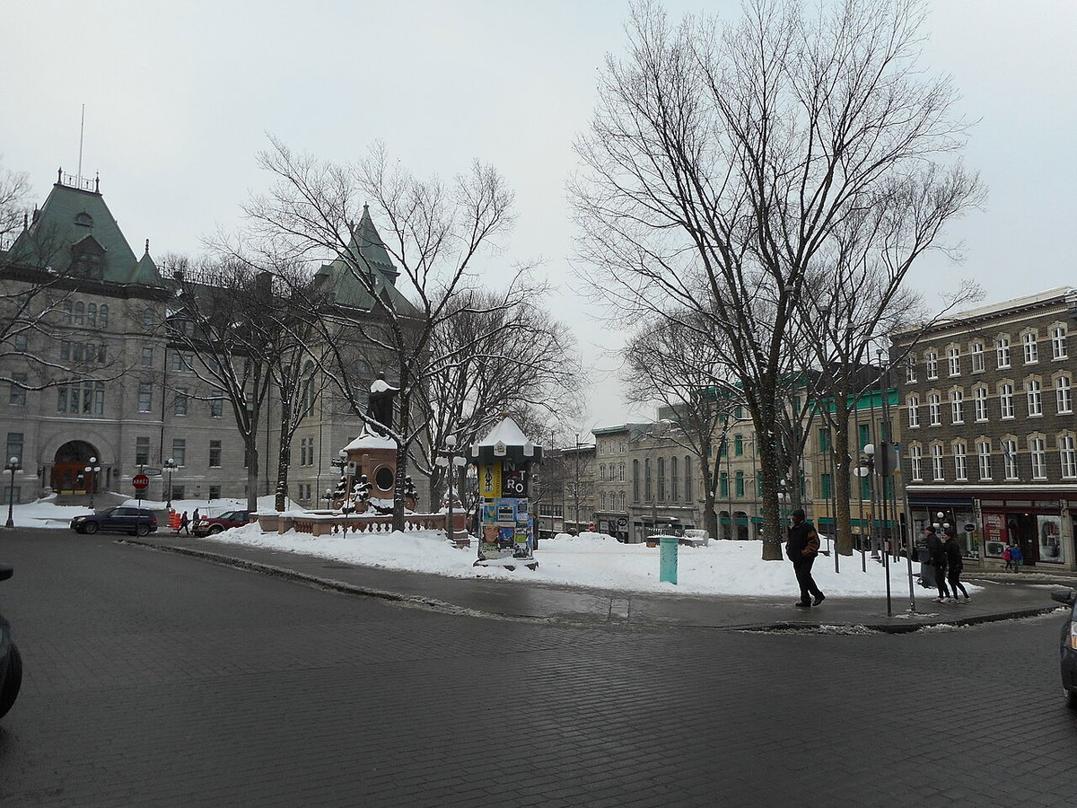 Place de l Hotel-de-Ville - 13, Quebec City, Canada, 2014