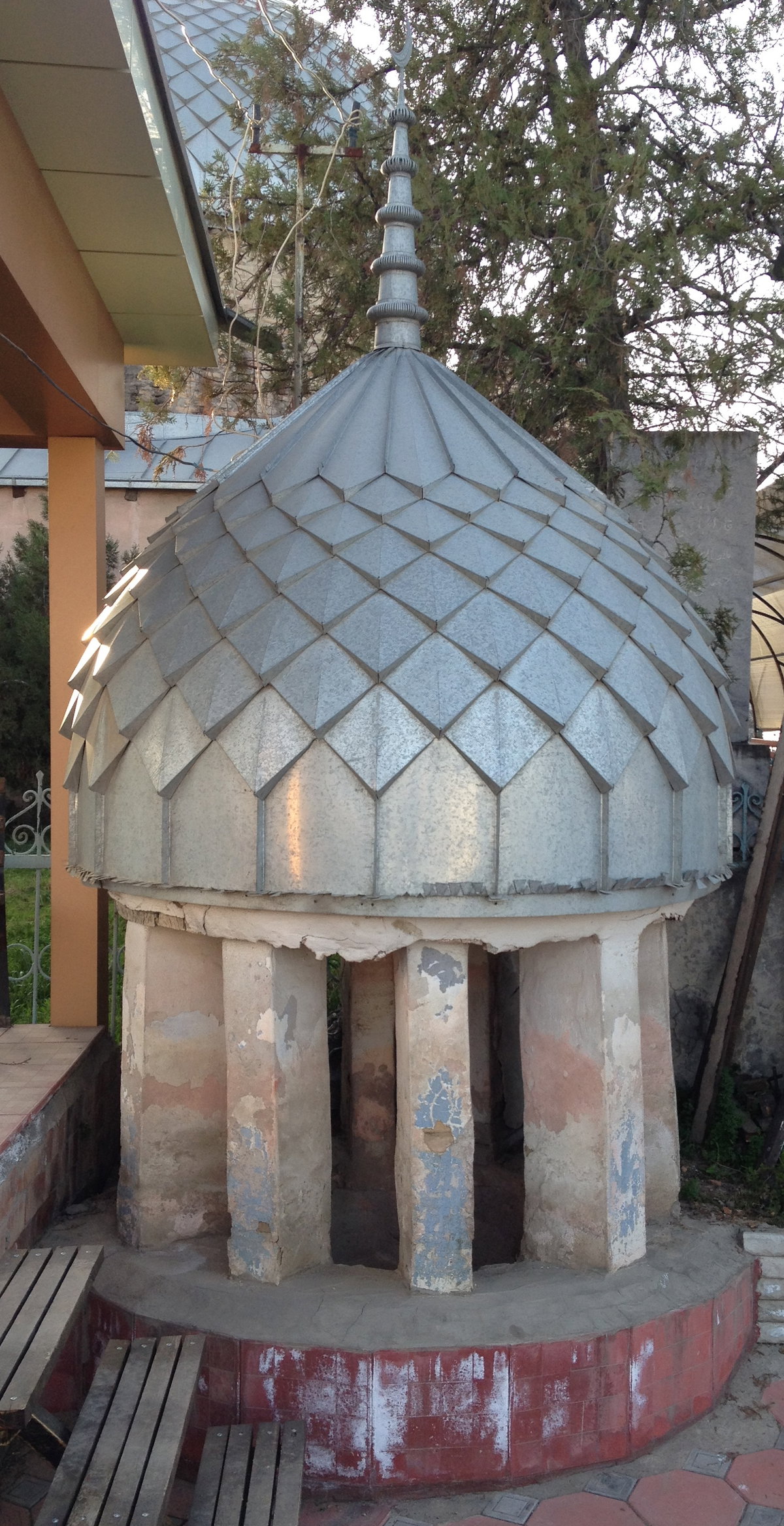 Skylight of chillakhona near Khoja Alambardor mausoleum, Tashkent, Uzbekistan, 2016