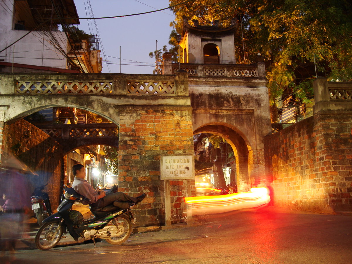Lascar Cua O Quan Chuong, Old East Gate, Hanoi, Vietnam, 2008