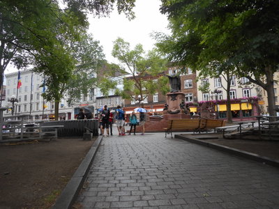Place de l Hotel-de-Ville - 15, Quebec City, 2016