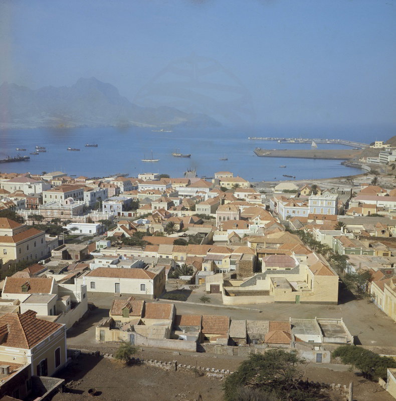 EU: São Vicente: Mindelo [vista da cidade] (1968), Mindelo, Cape Verde, 1968