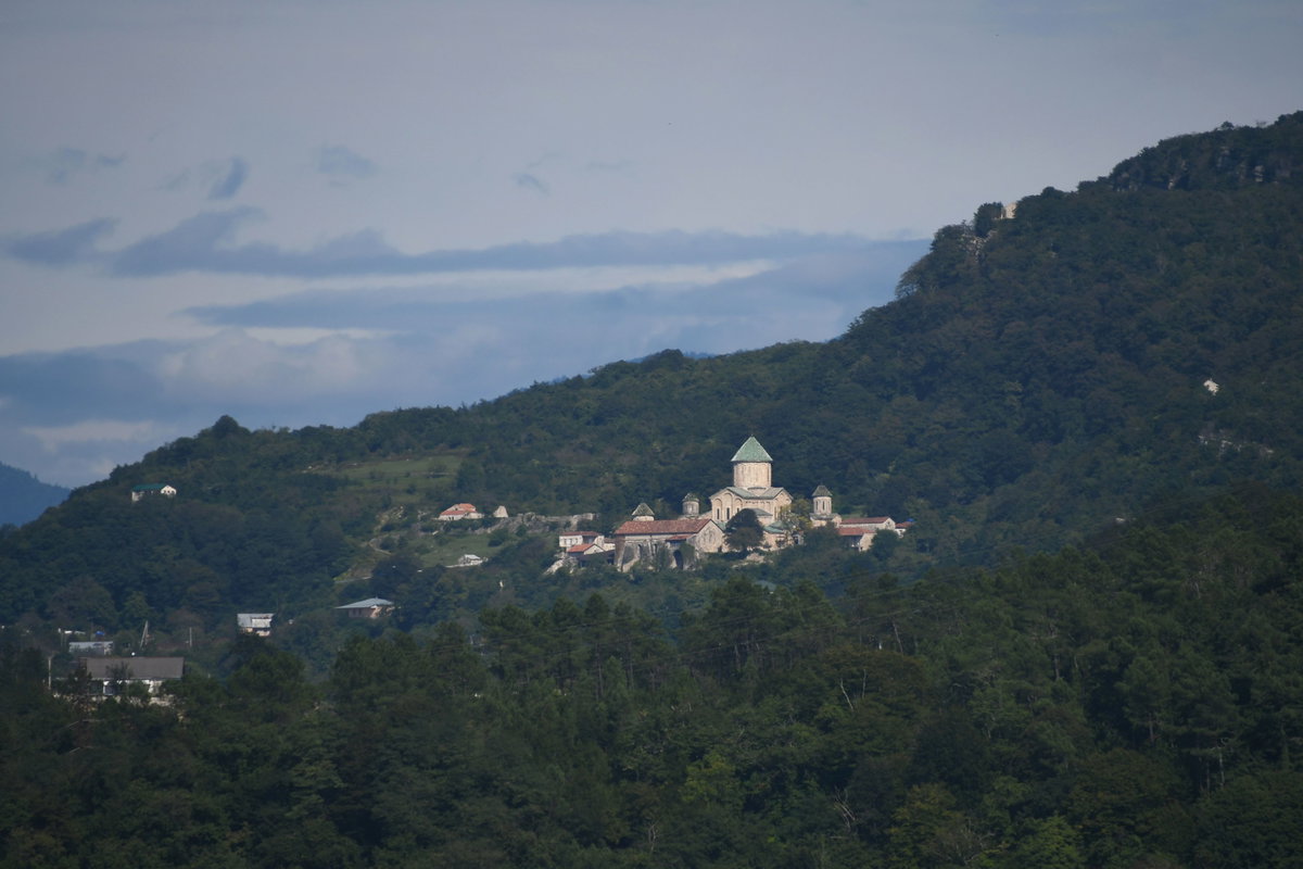 ქუთაისი, ბაგრატის ტაძარი Kutaissi, Bagrati-Kathedrale (1003), Kutaisi, Georgia, 2019