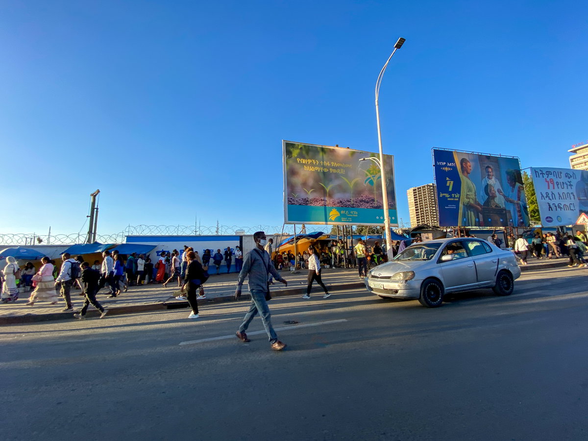 Calles de Adís Abeba - 2022 - 29, Addis Ababa, Ethiopia, 2022