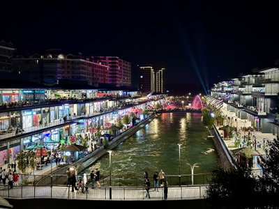 Seoul embankment in Tashkent, September, Tashkent, 2024