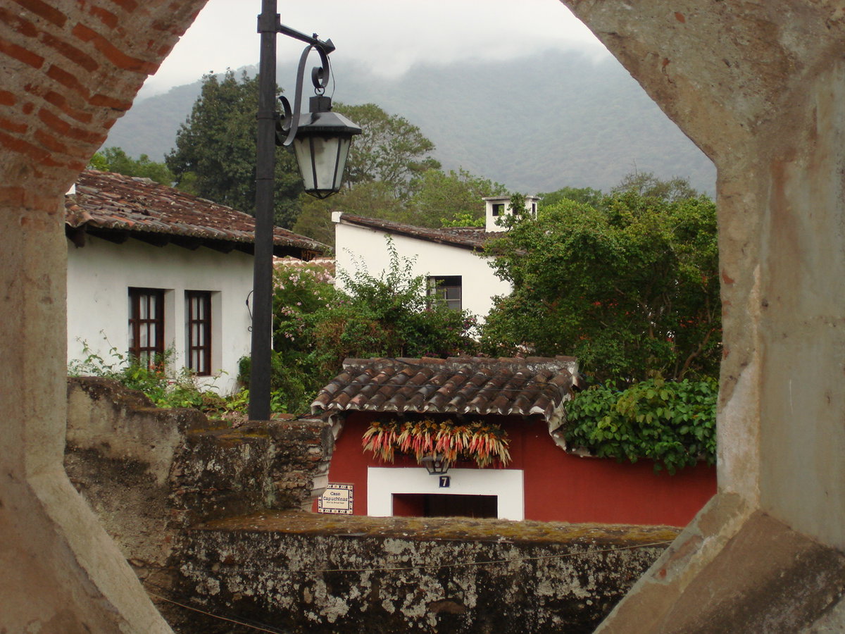Ventana de capuchinas, Antigua Guatemala, Guatemala, 2007