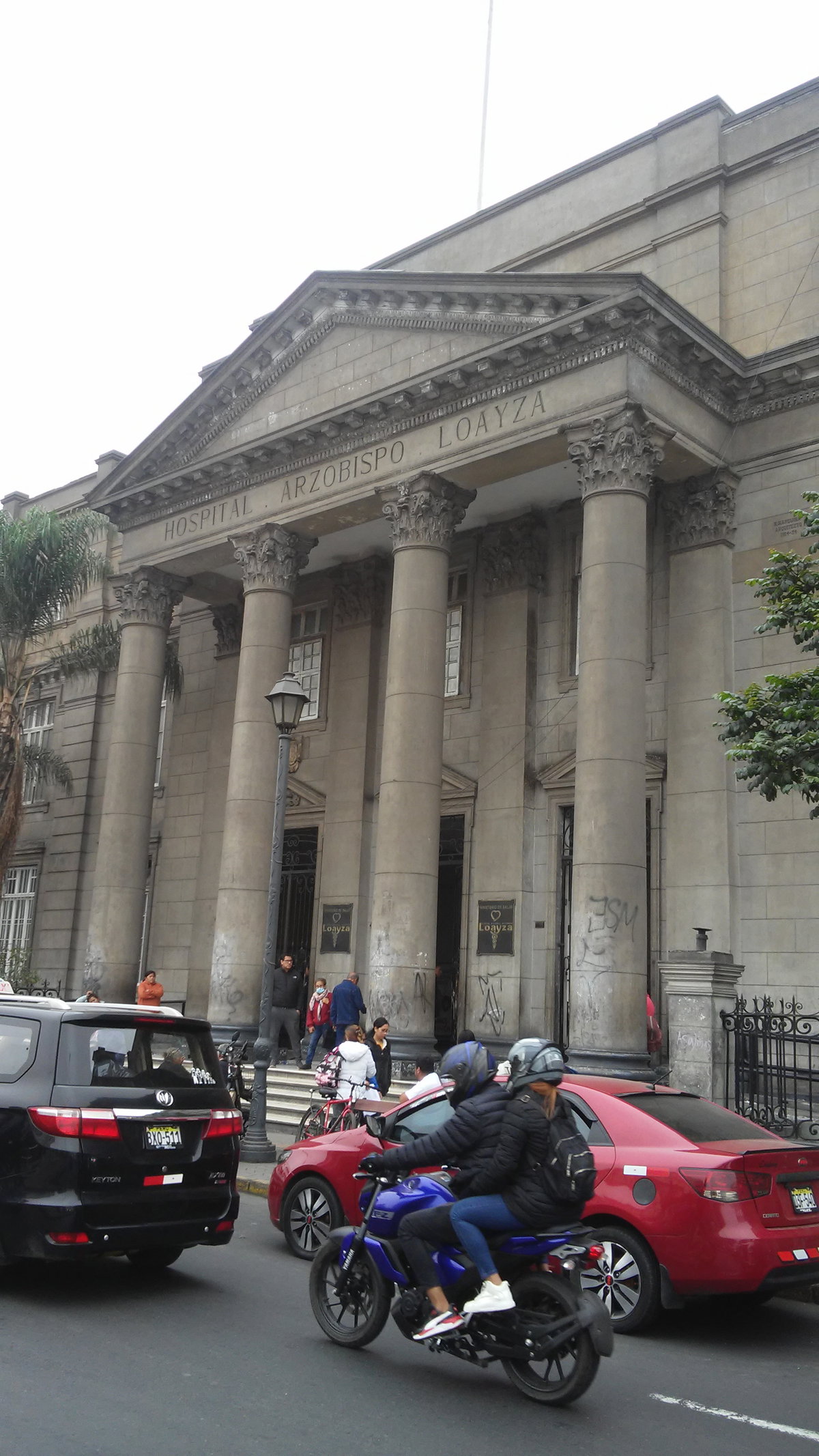 Hospital Arzobispo Loayza( vista frontal), Lima, Peru, 2024