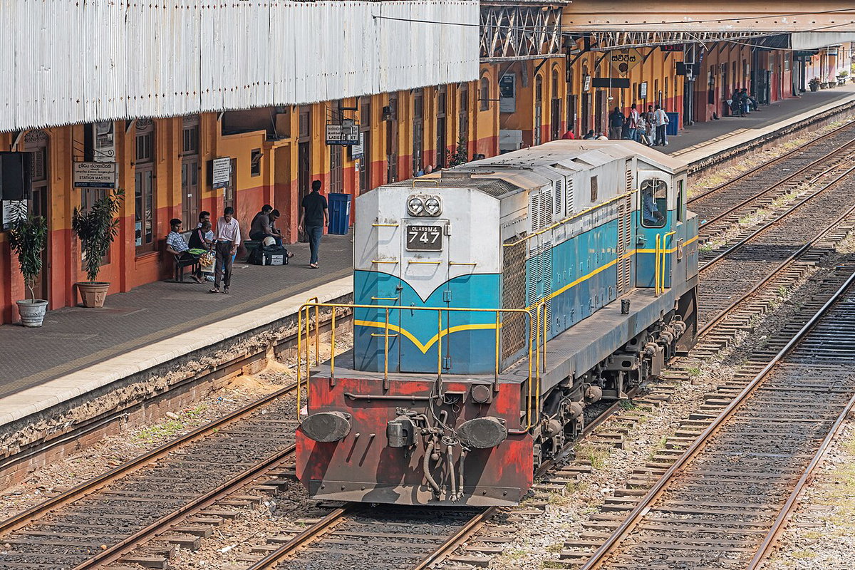 SL Colombo Maradana station, Colombo, Sri Lanka, 2020