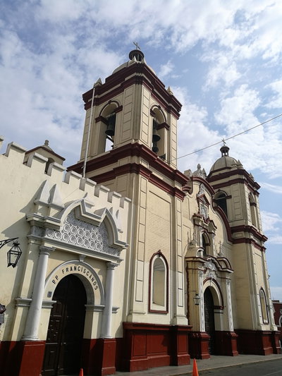 Placeta al Jirón Orbegoso de Trujillo, Trujillo — photos through time