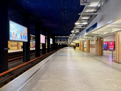 Warszawa metro Centrum, Warsaw, 2025