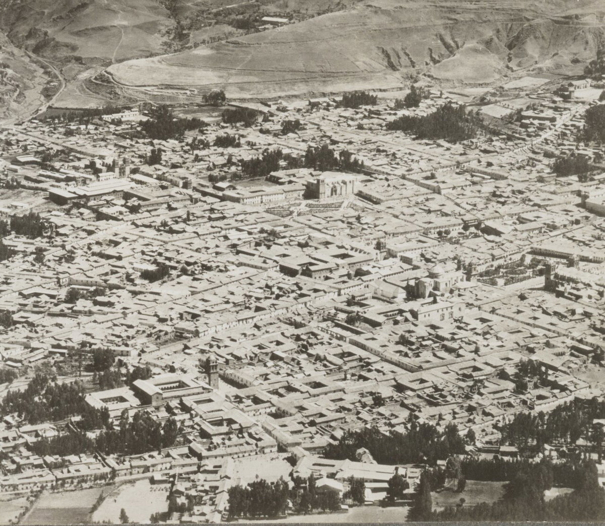 Aerial view of the City of Cusco (1860-1910), Cusco, Peru, 1885