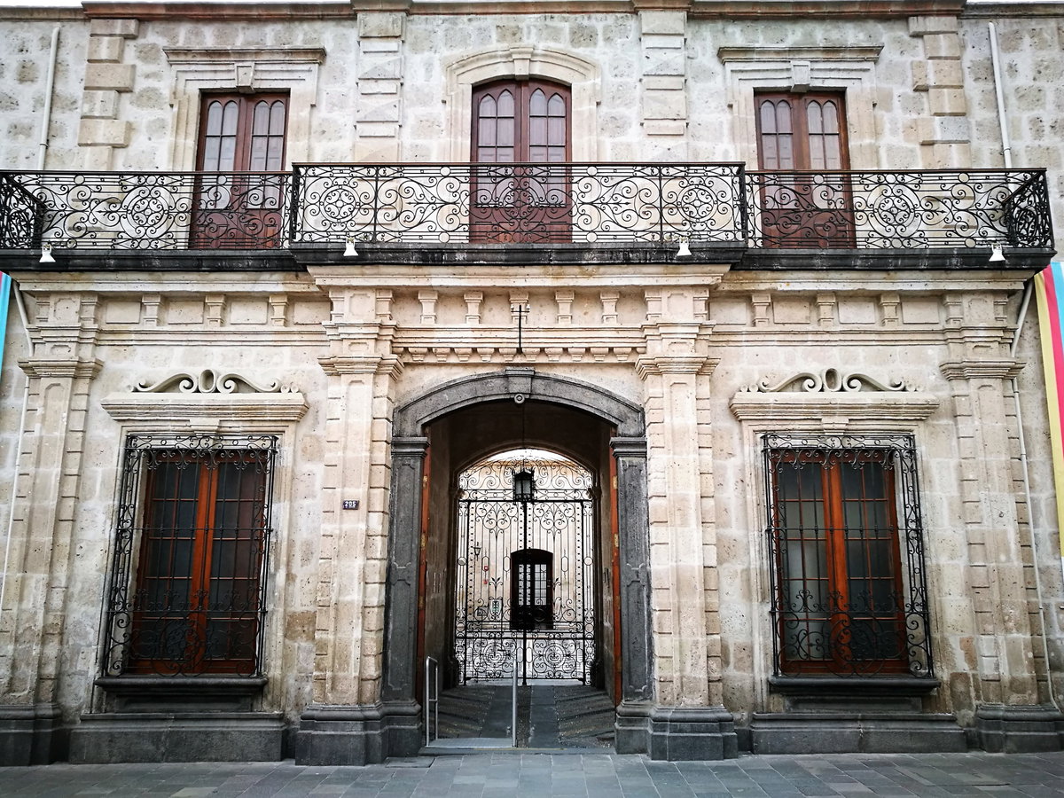 Façana d'edifici del carrer la Merced d'Arequipa02, Arequipa, Peru, 2017