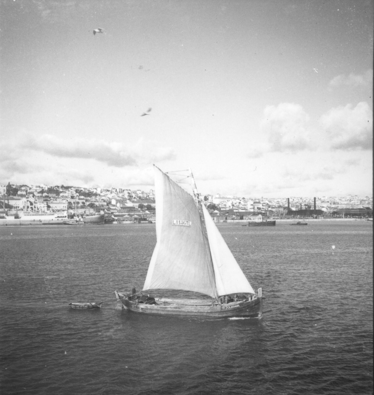 EU: Travel photos Portugal. Lisbon. Harbour (1939), Lisbon, Portugal, 1939
