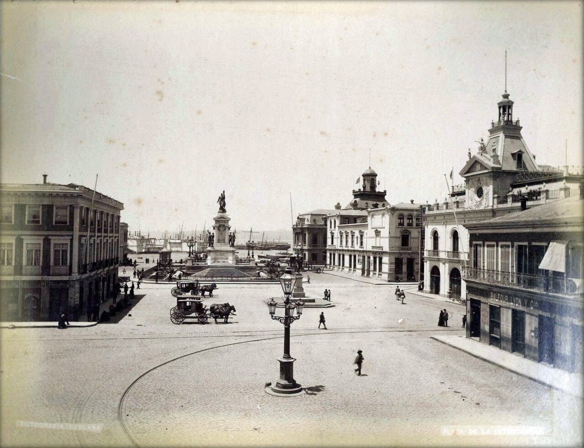 Plaza sotomayor en, Valparaíso, Chile, 1888