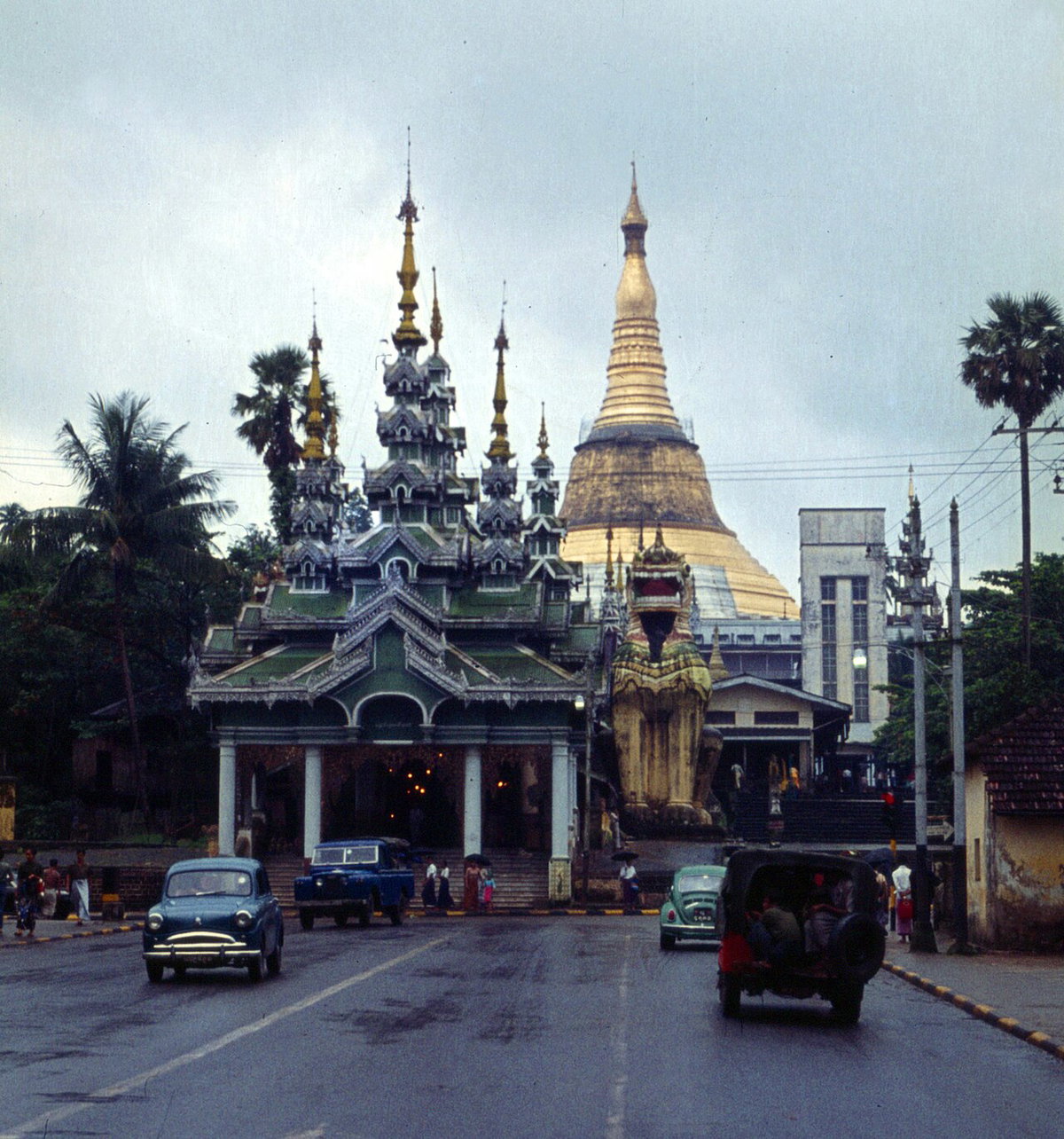 Yangon Shwedagon, Yangon, Myanmar, 1976