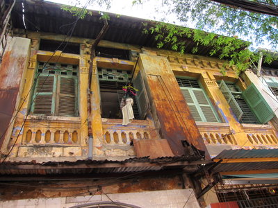 On Lang Assembly Hall, Ho Chi Minh City — photos through time