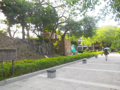 小西門與城牆殘蹟, Tainan, 2012