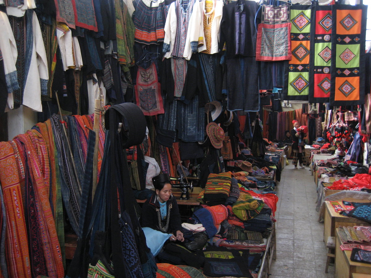 Sapa, market, Sa Pa, Vietnam, 2007