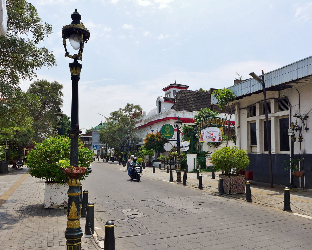 Jalan Letjen Suprapto, Semarang, Semarang, Indonesia, 2025