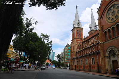 Saigon Notre-Dame Basilica, Ho Chi Minh City, 2016