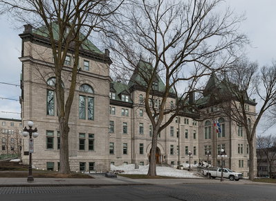 Hôtel de Ville, Québec, Southeast view, Quebec City, 2017