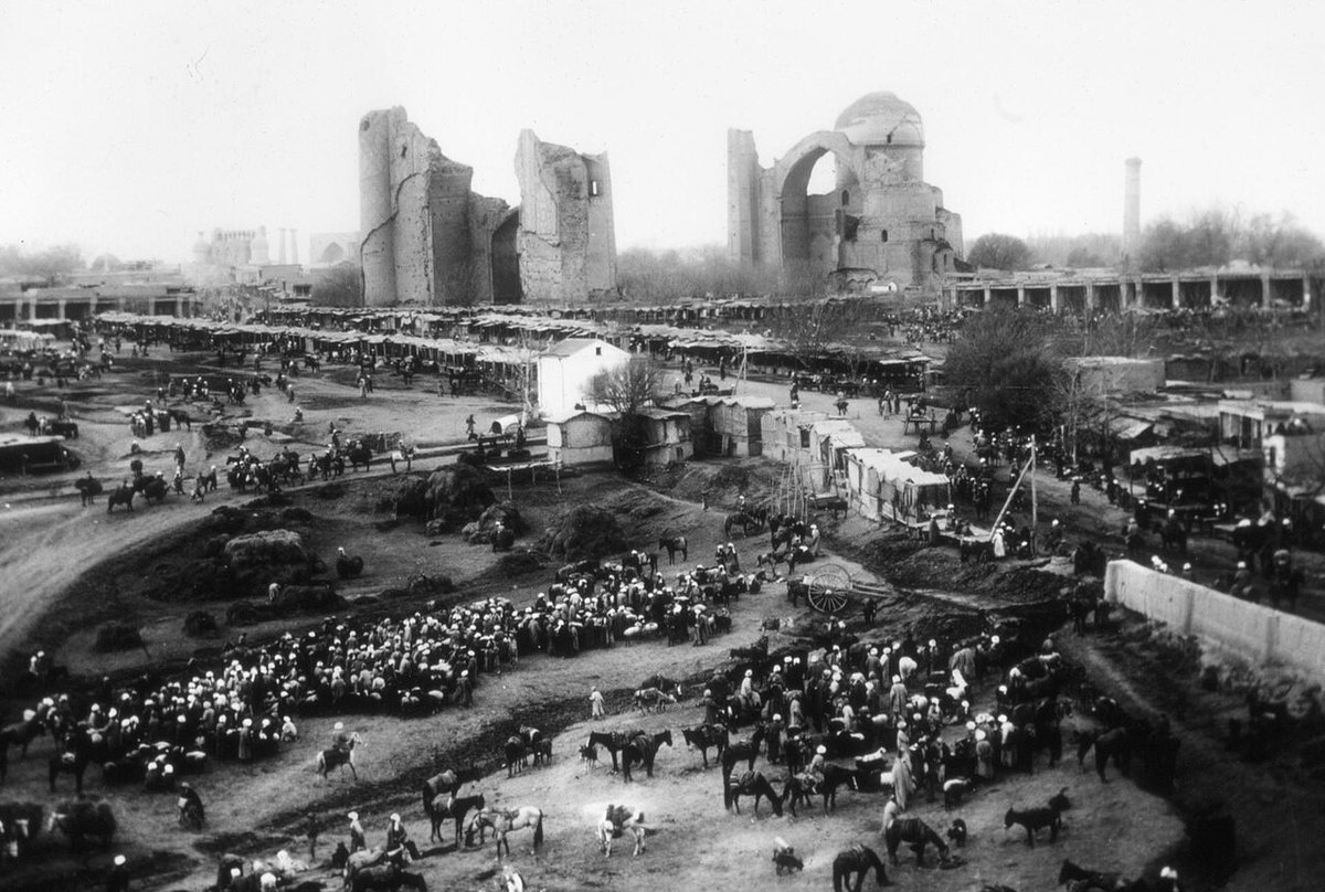 Plac targowy przed meczetem Bibi- Chanym - Samarkanda, Samarkand, Uzbekistan, 1890