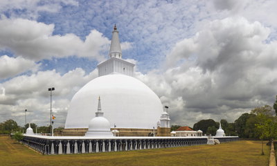 Ruwanweli Saya 1, Anuradhapura, 2009