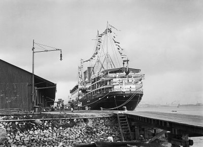 EU: Rangun, Birma: Passagierdampfer Cleveland am Pier (1913), Yangon (Rangoon), 1913