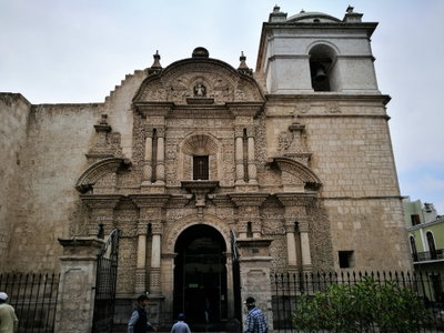 Façana de l'Església de la Companyia de Jesús d'Arequipa, Arequipa, 2017