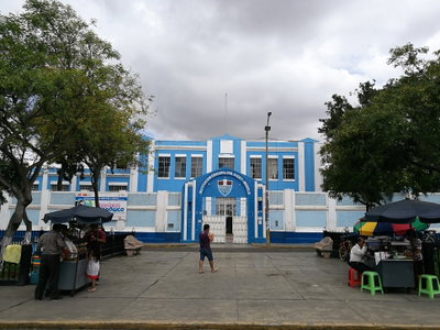 Escola a l'Avenida del Ejército de Trujillo, Trujillo, 2017