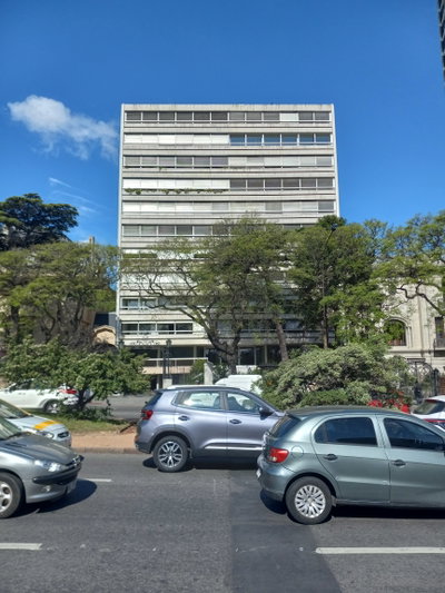 Positano Building, Montevideo — photos through time