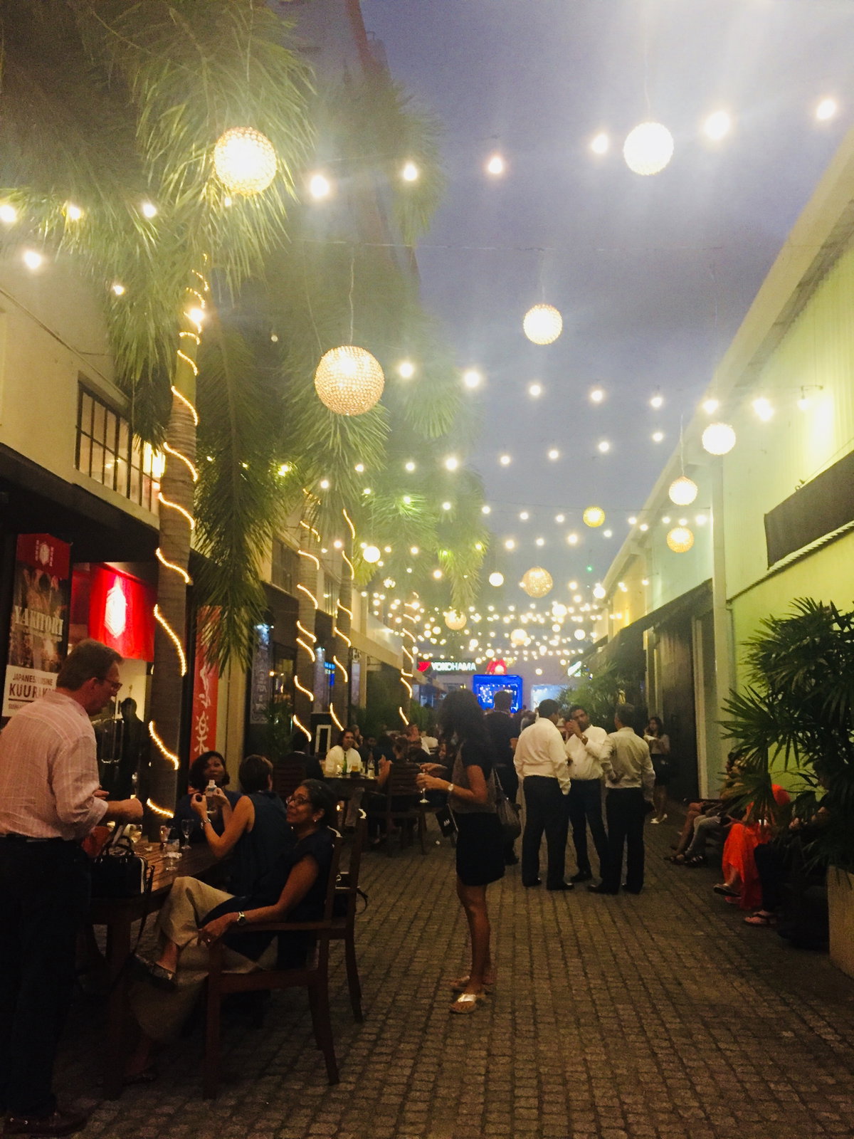 Park Street at night, Colombo, Sri Lanka, 2018