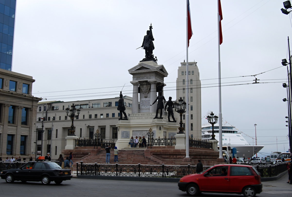 Náměstí Plaza Sotomayor - Valparaiso, Valparaíso, Chile, 2008