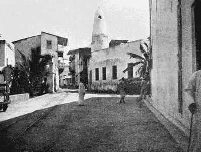 PSM V68 D163 A street in mombasa, Mombasa, 1905