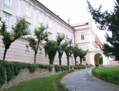 Nadbiskupski dvor Zagreb izvana, Zagreb, 2008