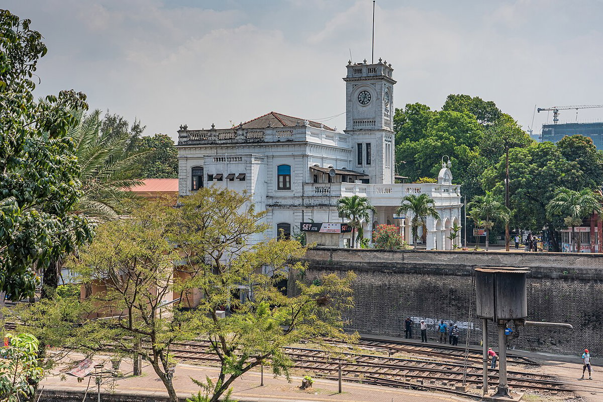 SL Colombo Maradana station, Colombo, Sri Lanka, 2020