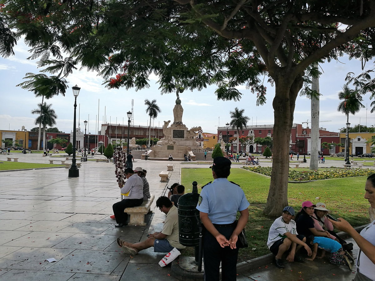 Plaza de Armas de Trujillo, Perú, Trujillo, Peru, 2017