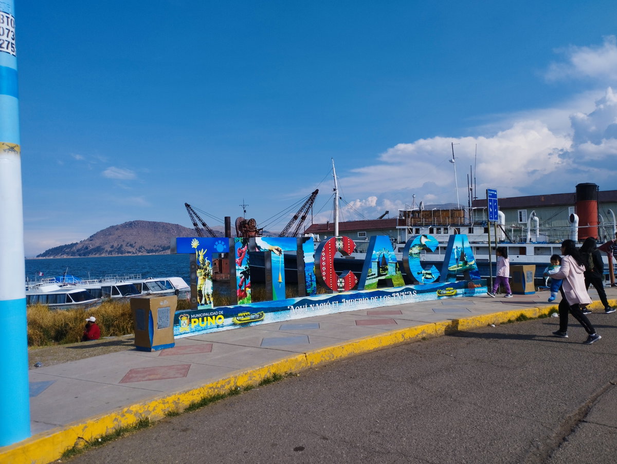 Puerto de Puno 06, Puno, Peru, 2023