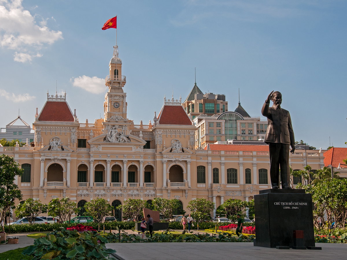 Ho Chi Minh City Hall and Statue, Ho Chi Minh City, Vietnam, 2016