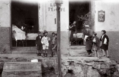 EU: Valparaiso, katukuva kahvilan edustalta (1930), Valparaíso, 1930
