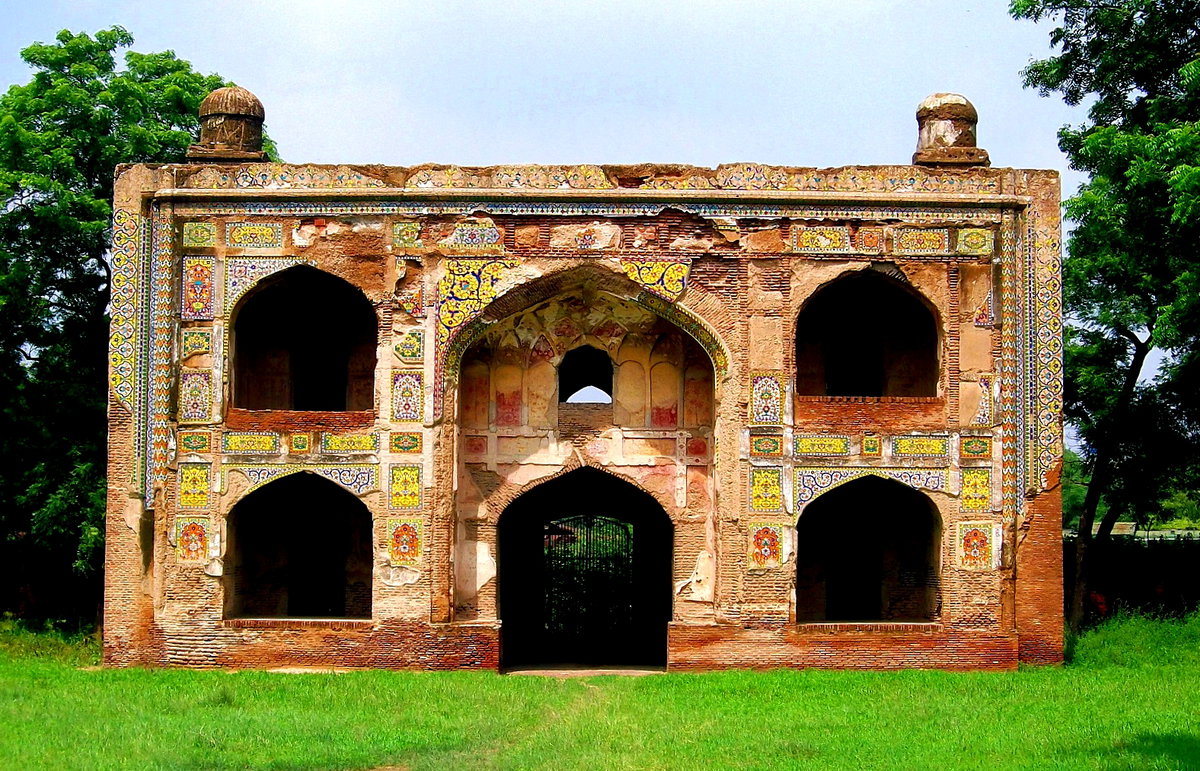 Entrance (Gateway) of Ali Mardan Khan's tomb, Lahore, Pakistan, 2017