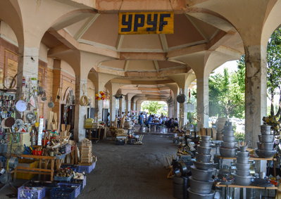 The Part Of The Market That Sells Ypyf, Tashkent, 2015