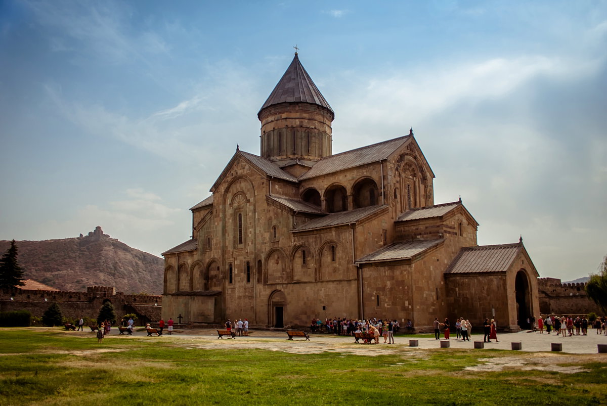 Svetitskhoveli - Temple and yard, Mtskheta, Georgia, 2017